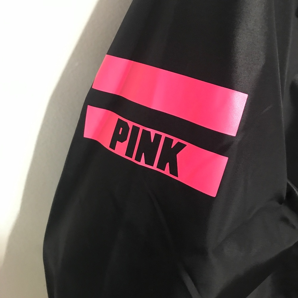 PINK Windbreaker - Picture 3 of 6